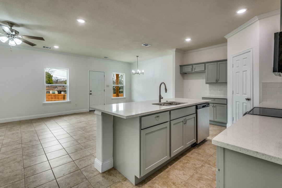 2110 22nd Fort Worth TX 76164