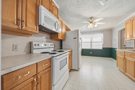 502 S 8th Street Valley Mills TX 76689