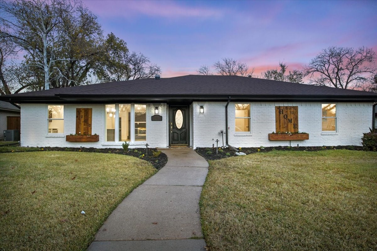 3200 Hilltop Lane Plano TX 75075