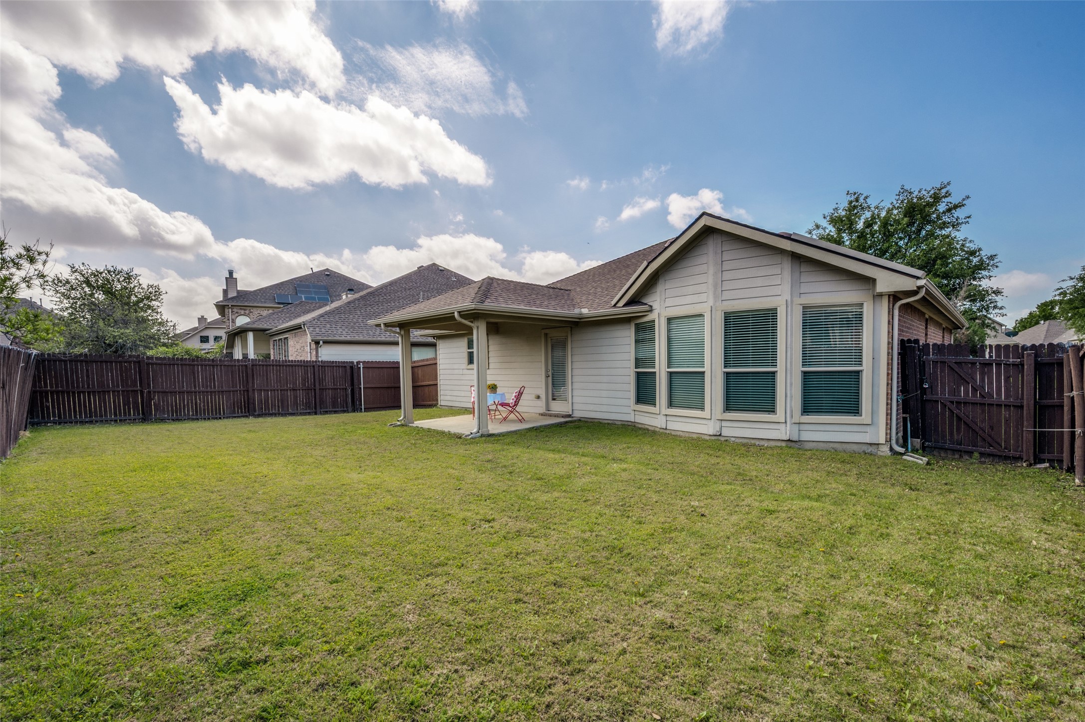 1701 Sparrow Lane Aubrey TX 76227
