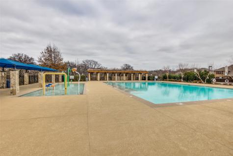 1701 Sparrow Lane Aubrey TX 76227