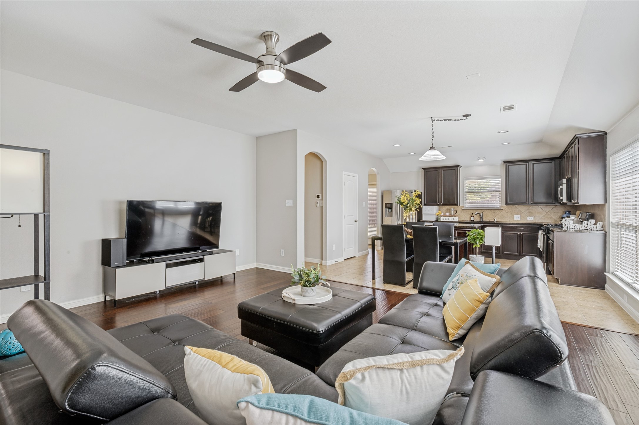 1701 Sparrow Lane Aubrey TX 76227