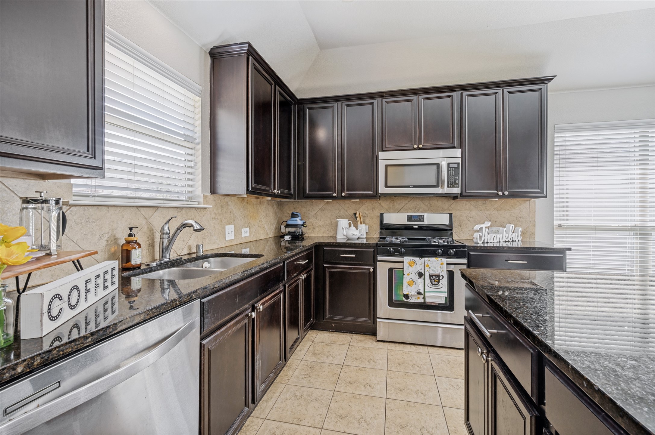 1701 Sparrow Lane Aubrey TX 76227