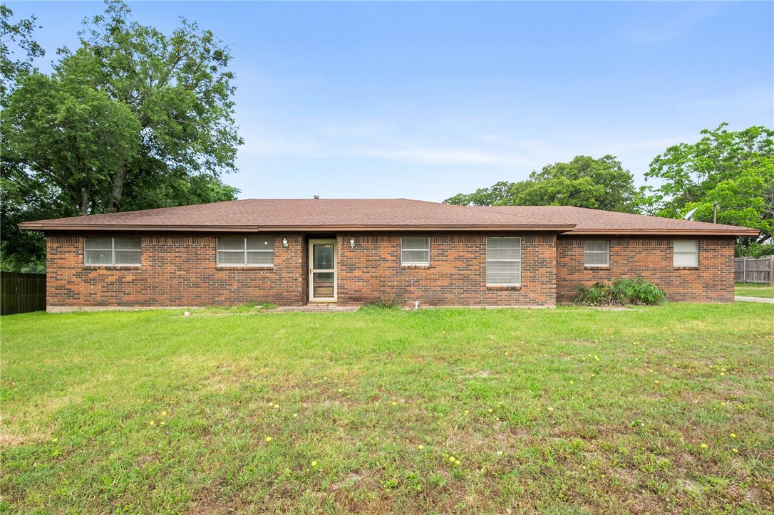 108 Dyck Riesel TX 76682