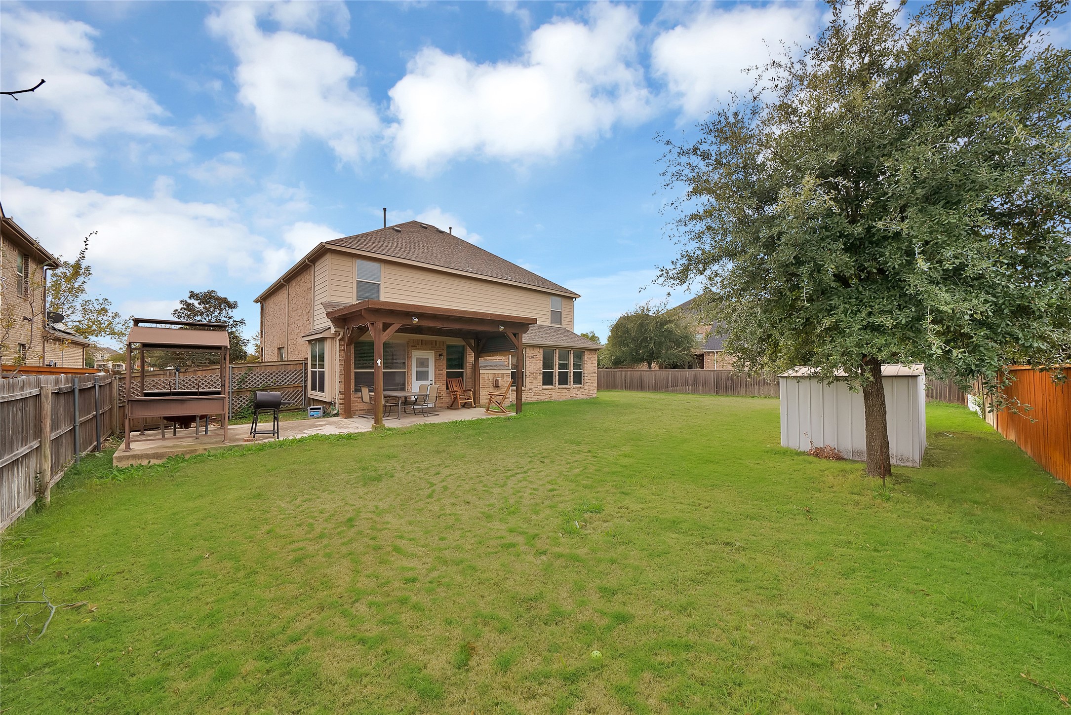 2852 England Parkway Grand Prairie TX 75054