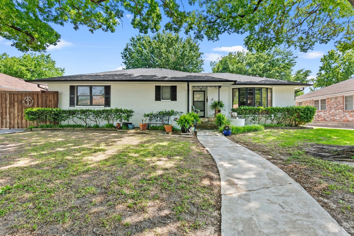 110 W Woodbury Drive Garland TX 75041