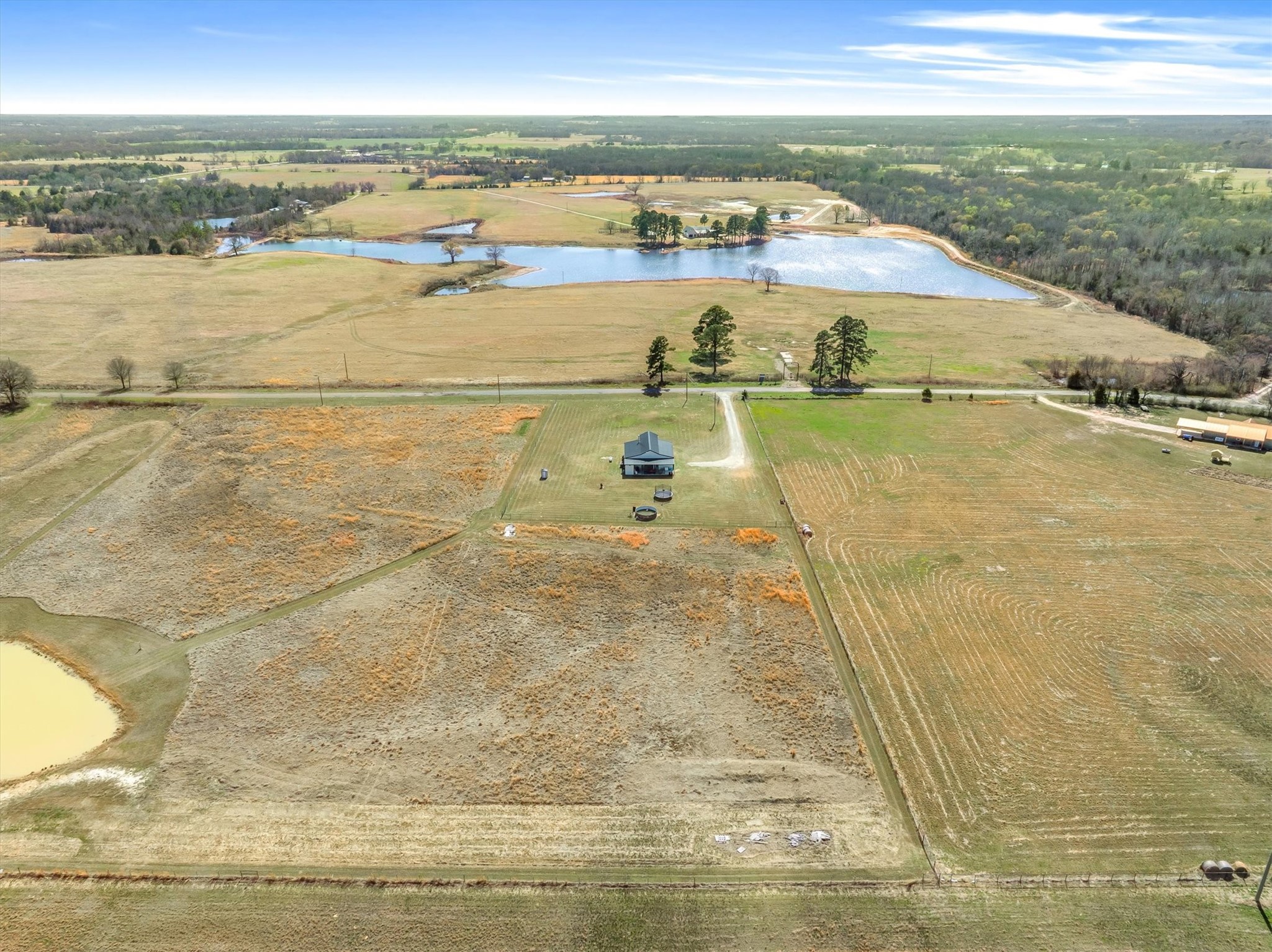 950 Vz County Road 1604 Grand Saline TX 75140