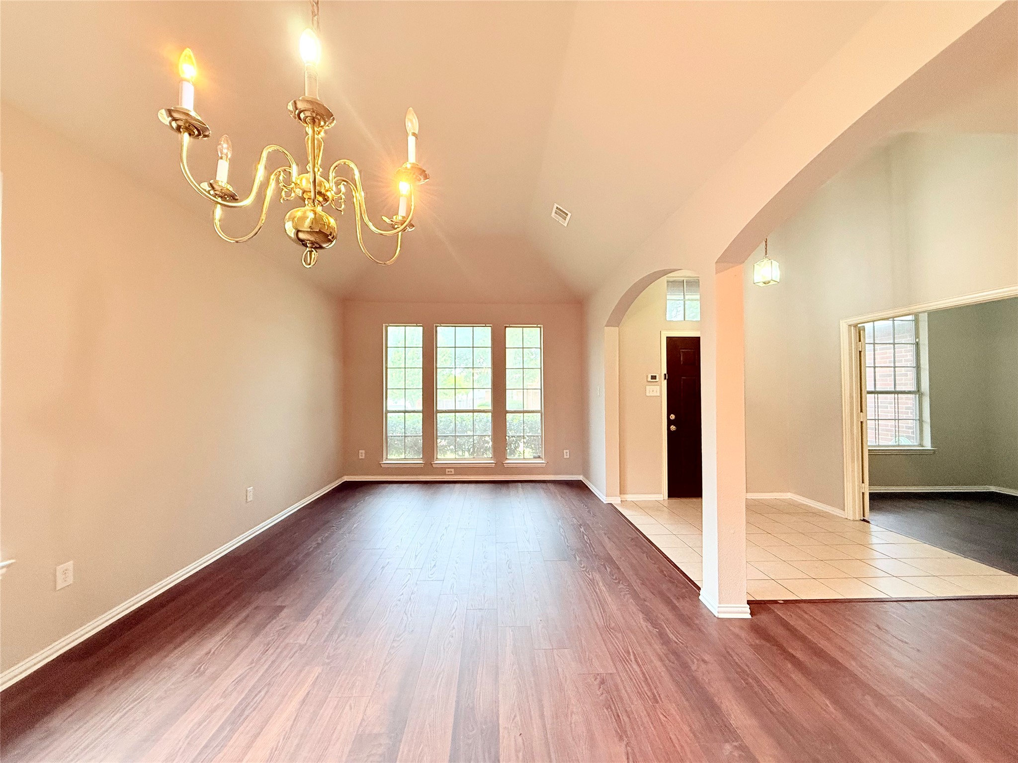 536 Pinnacle Drive Cedar Hill TX 75104