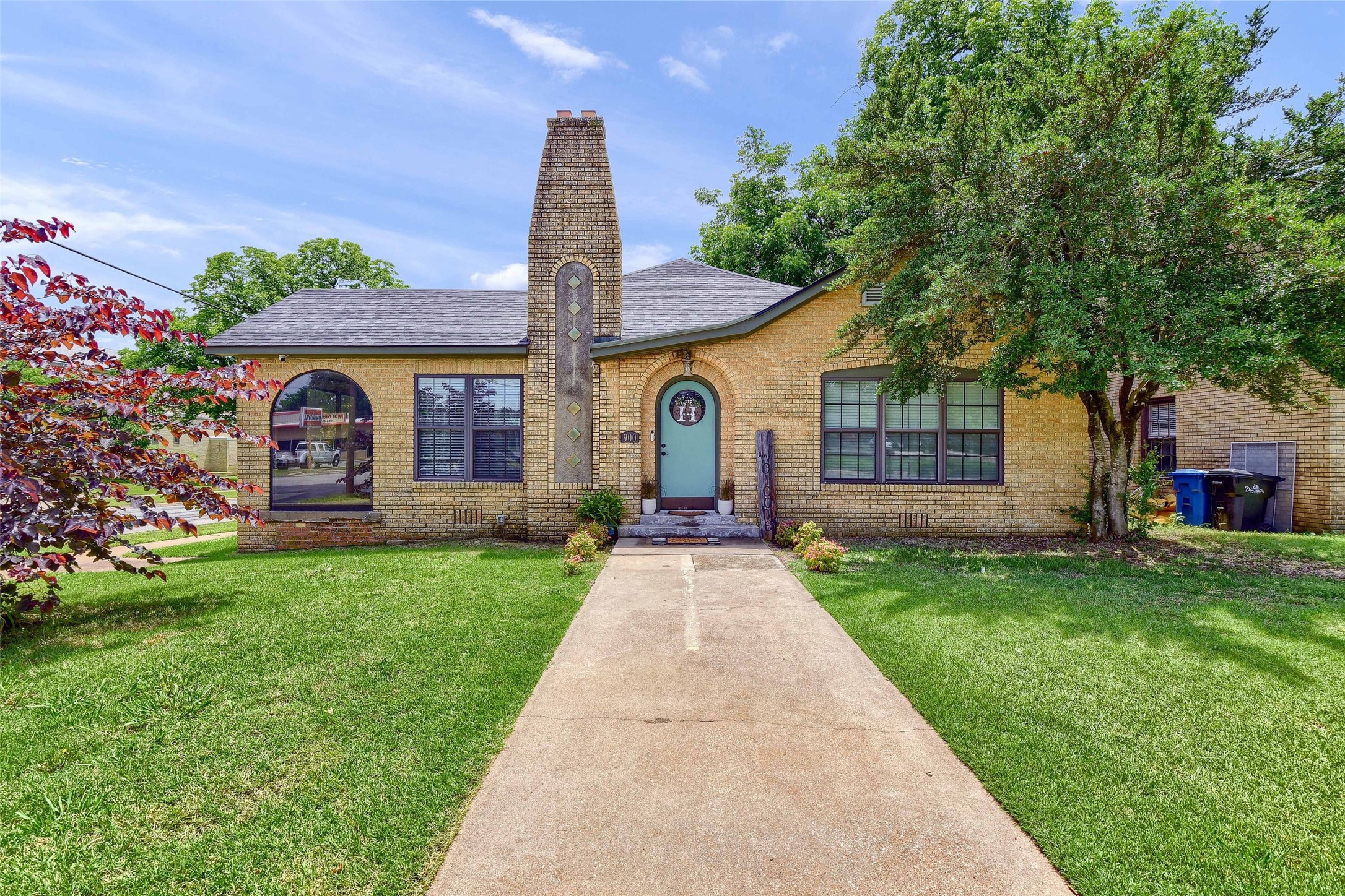 900 W Main Street Denison TX 75020