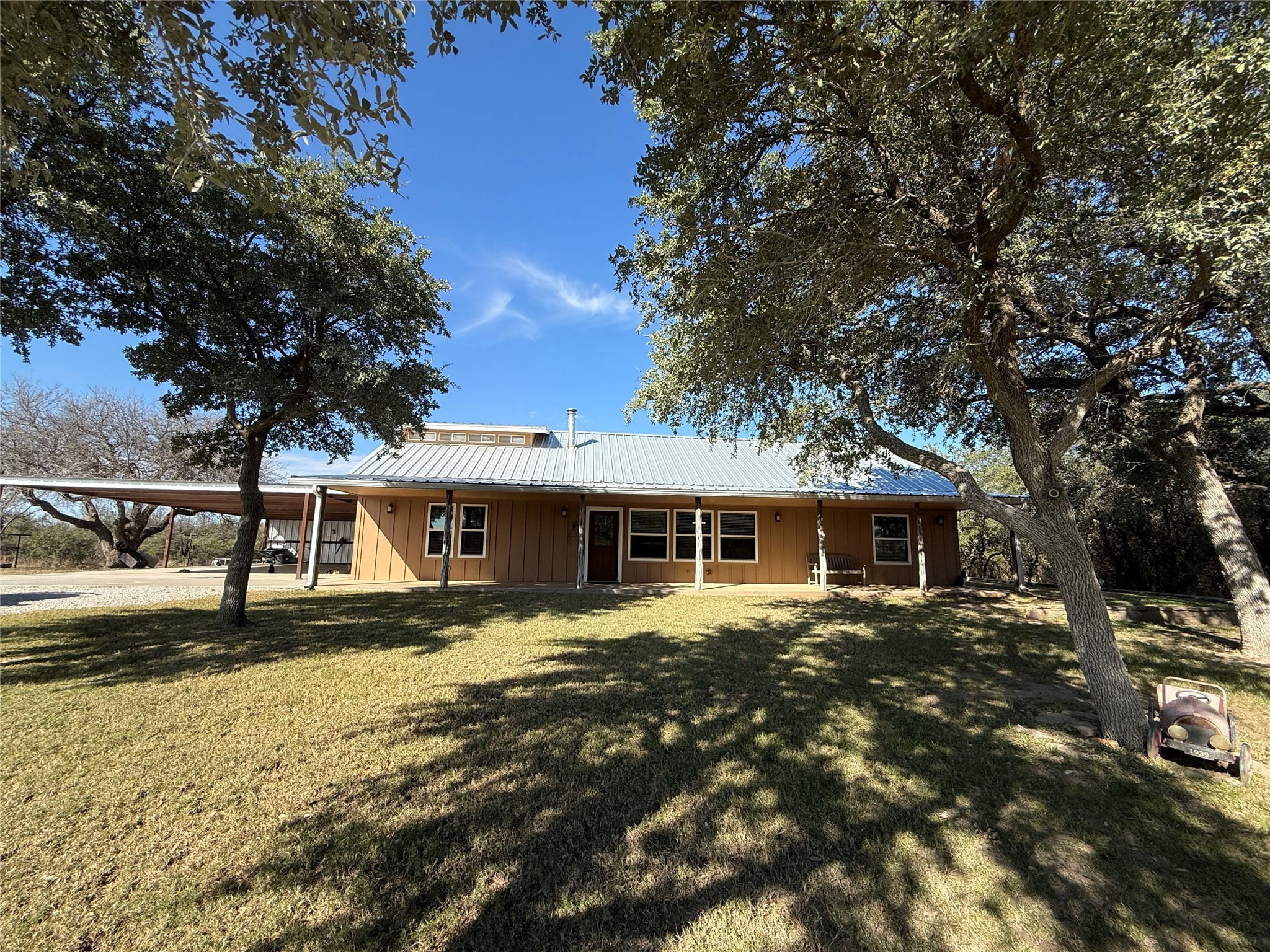 2100 Cr 419 Comanche TX 76442