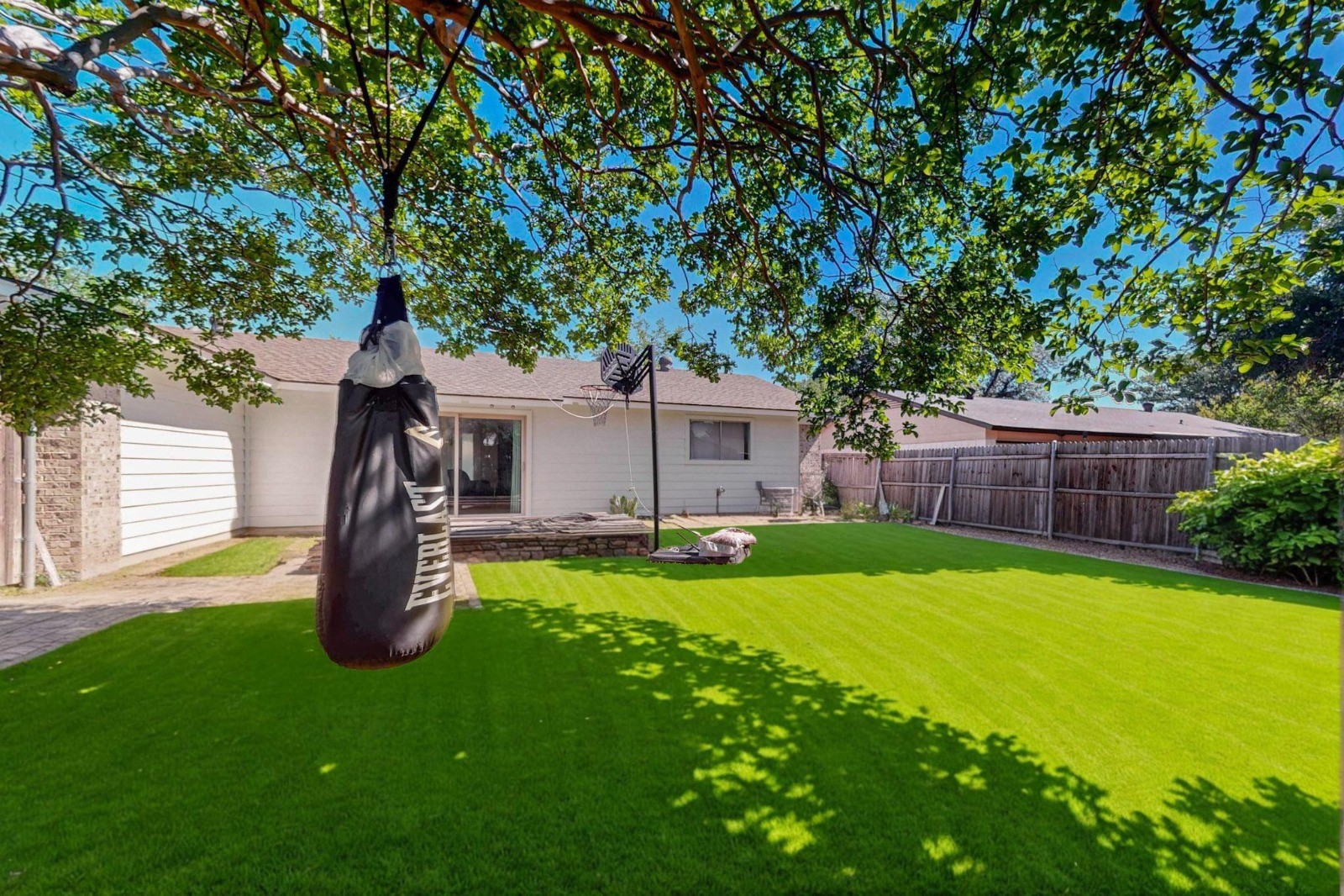 3714 Burning Tree Lane Garland TX 75042