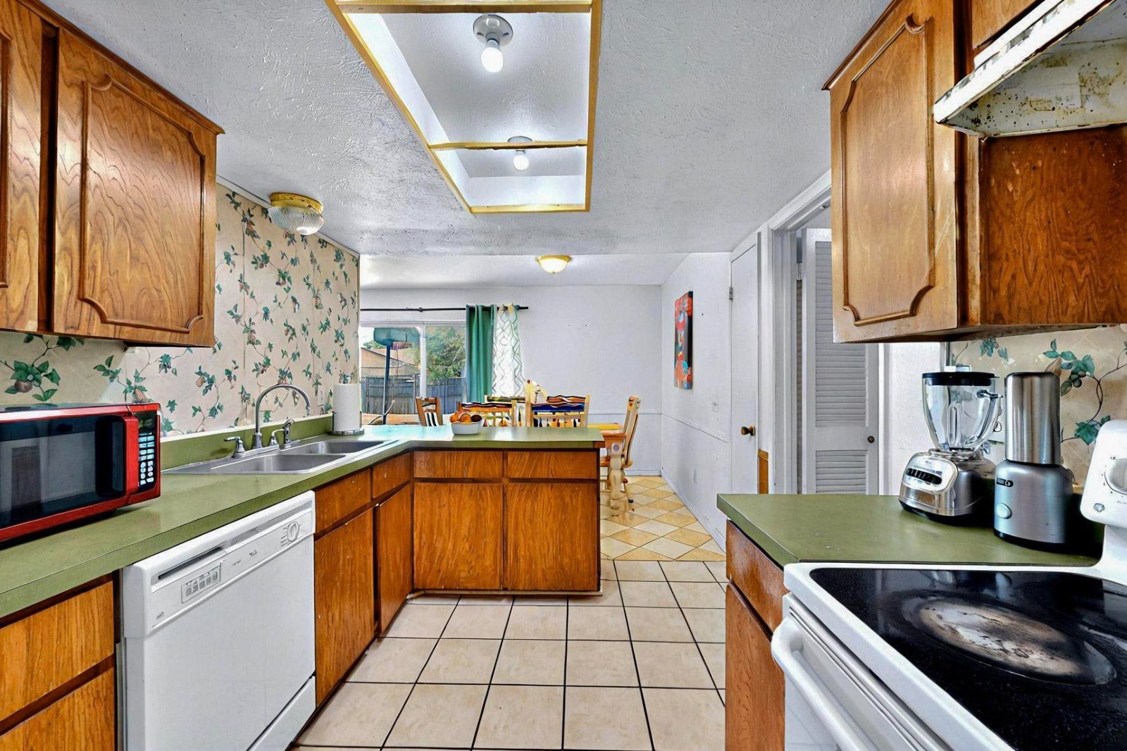 3714 Burning Tree Lane Garland TX 75042