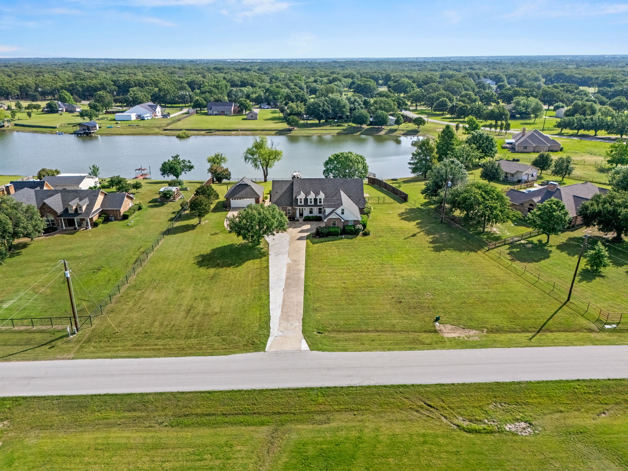 1165 Brent Avenue Terrell TX 75160