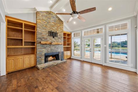 1165 Brent Avenue Terrell TX 75160