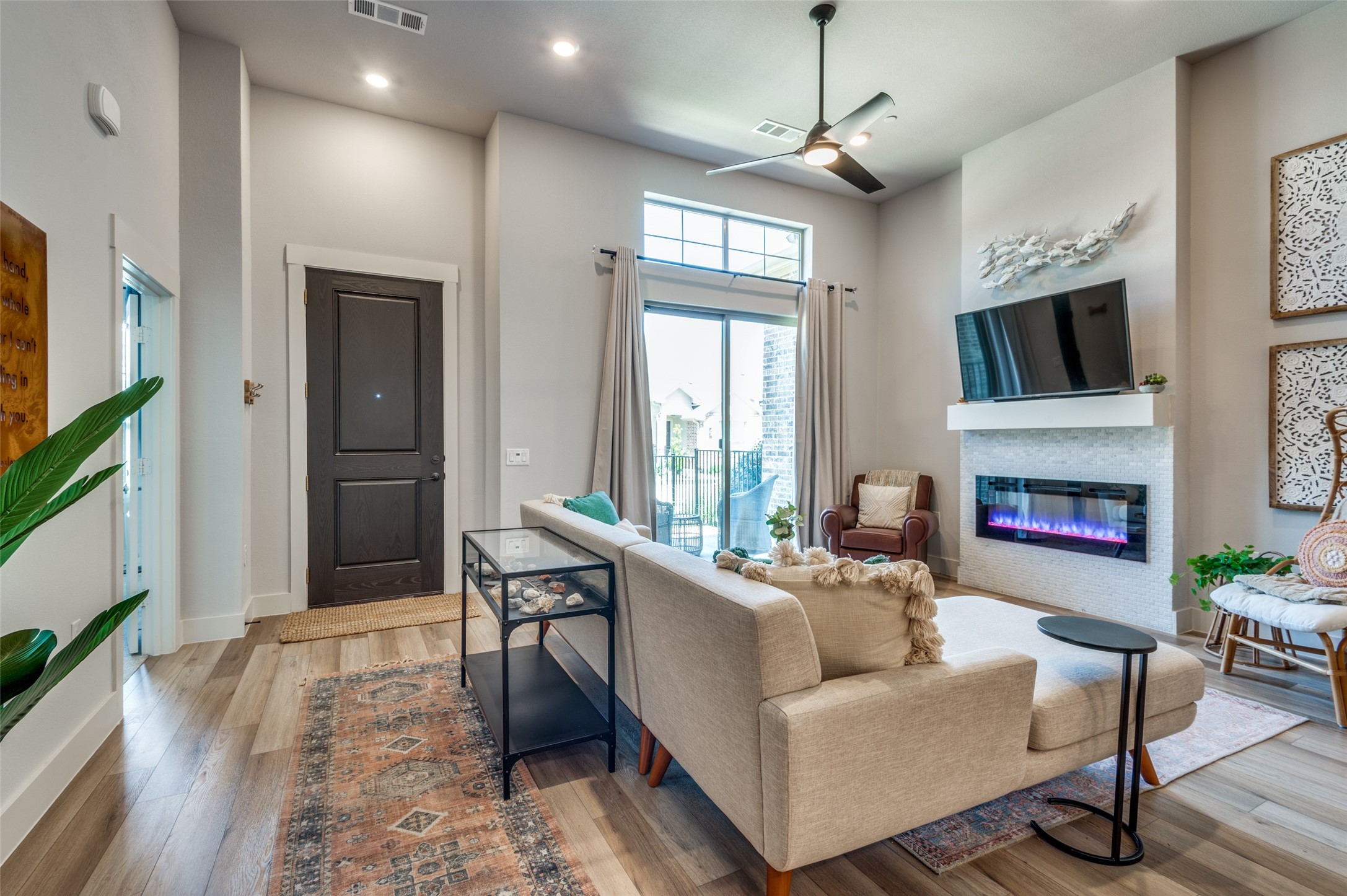 7220 Calistoga Lane Grand Prairie TX 75054