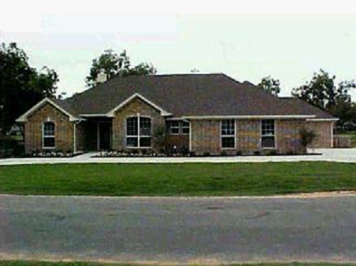 5707 Nutcracker Drive Granbury TX 76049