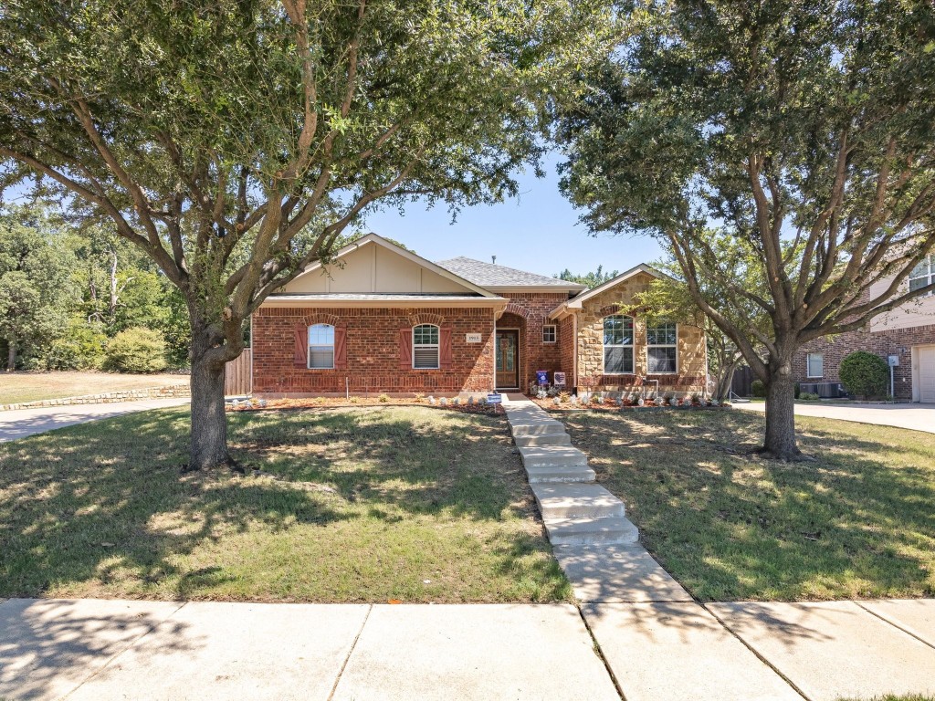 1913 Belmont Park Drive Denton TX 76210