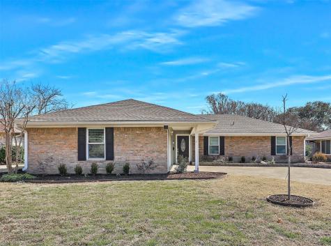 2130 Southmoor Drive Carrollton TX 75006