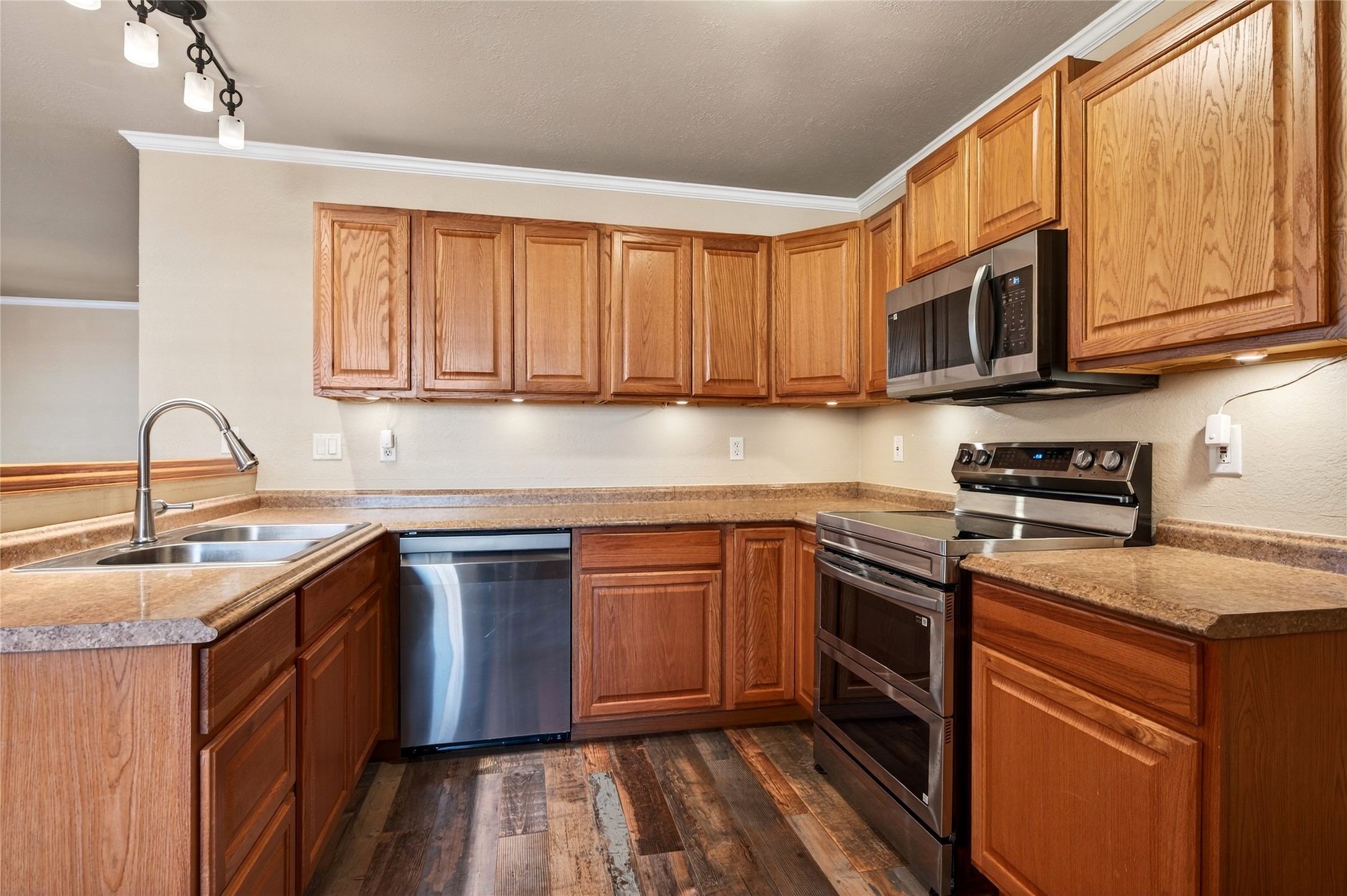 905 Calder Street Howe TX 75459