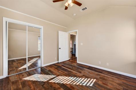 905 Calder Street Howe TX 75459