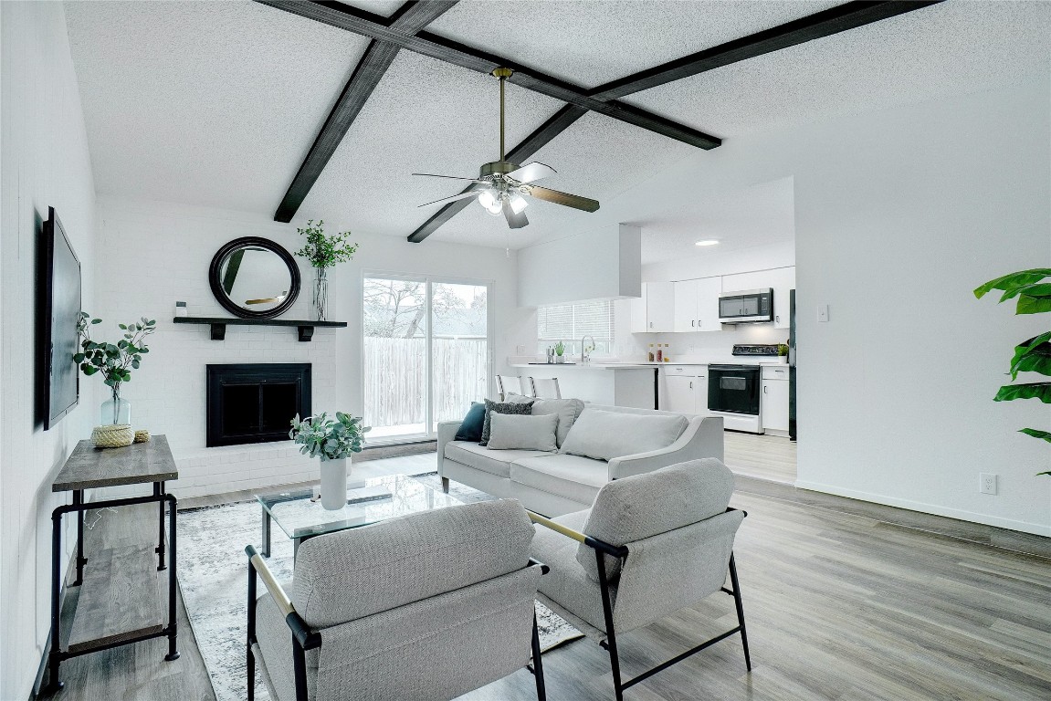 1907 Spies Springs Court Arlington TX 76006