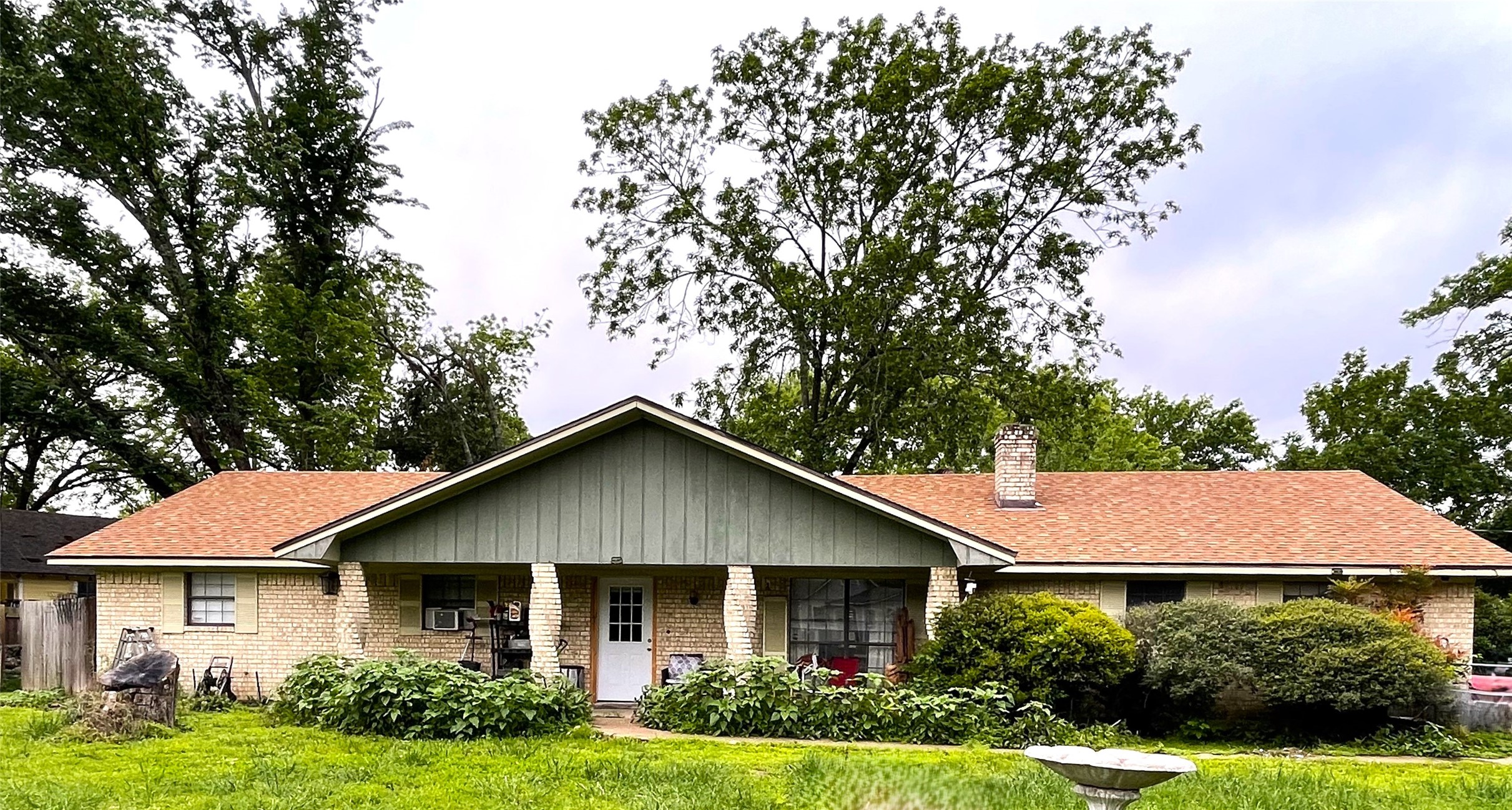 400 S 8th Avenue Teague TX 75860