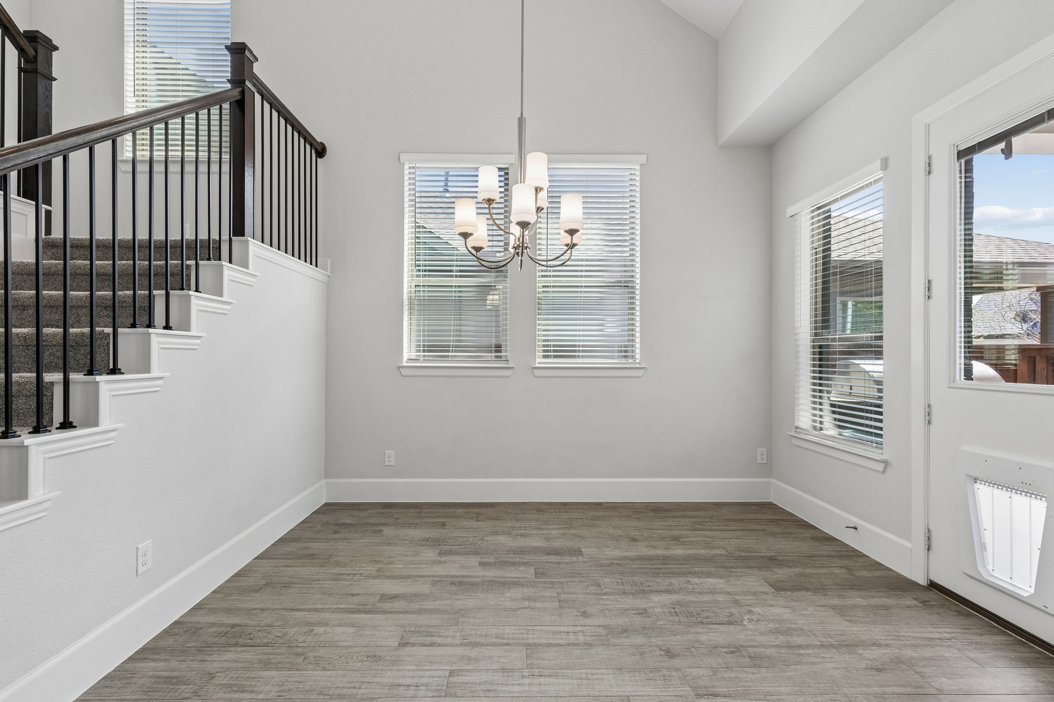 1908 Roundtree Circle E Fort Worth TX 76008