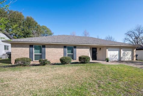 5607 Kindling Court Arlington TX 76016