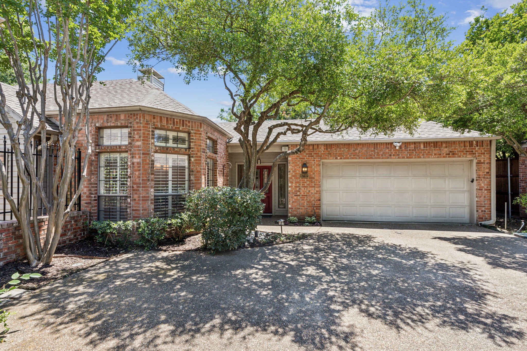 6792 Northcreek Lane Dallas TX 75240