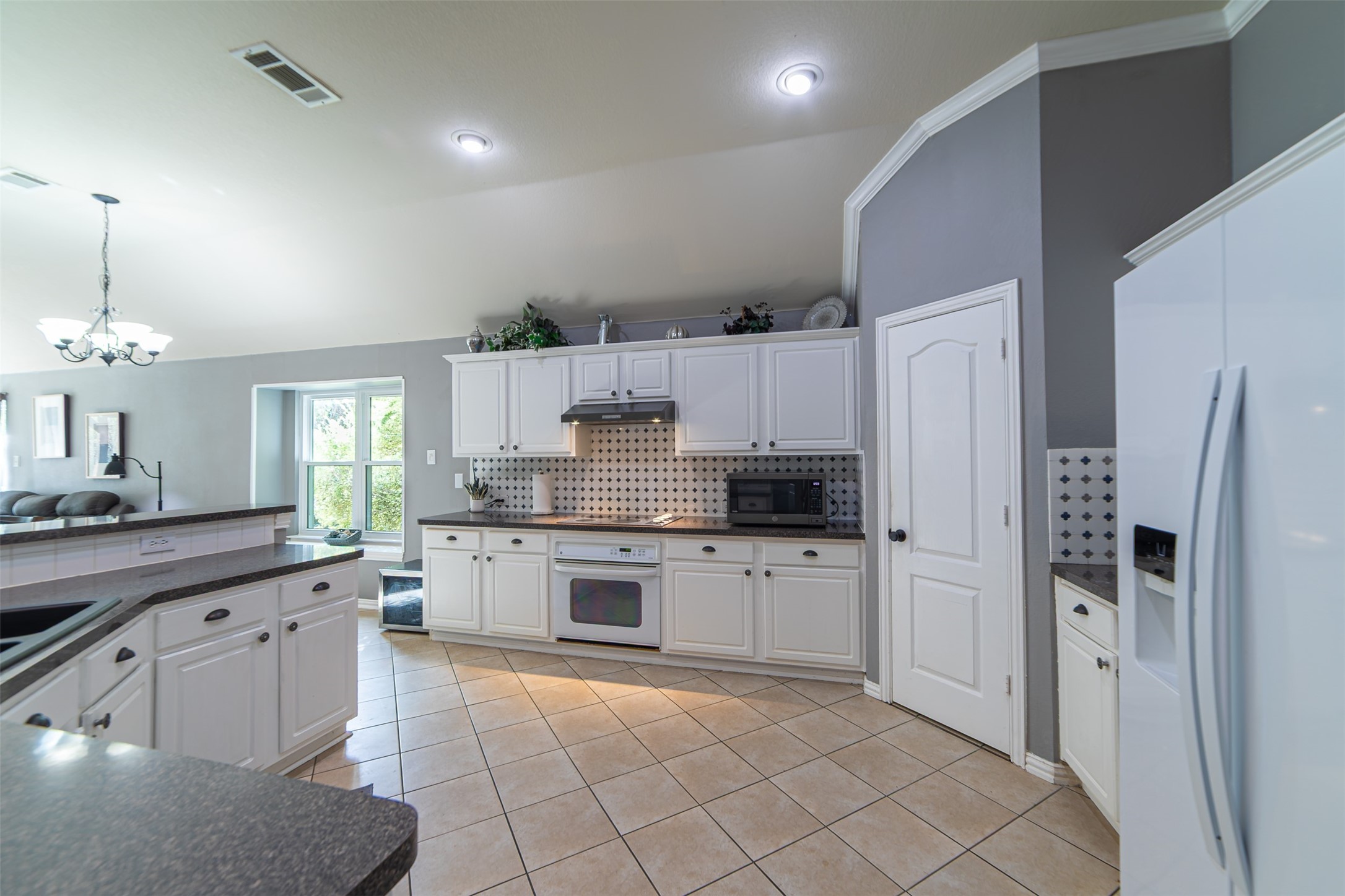 1706 Hollow Creek Court Garland TX 75040