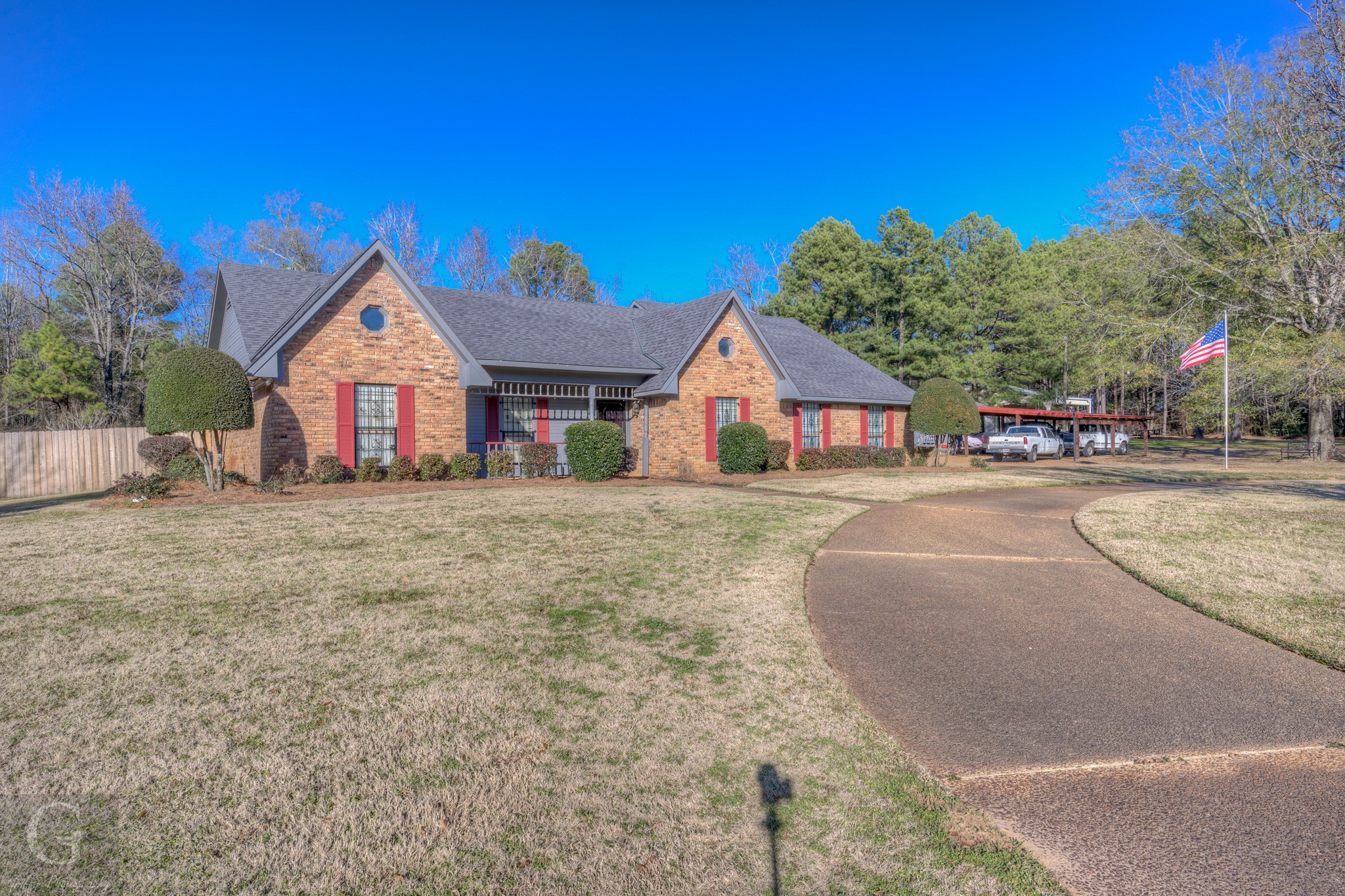 111 White Road Frierson LA 71027
