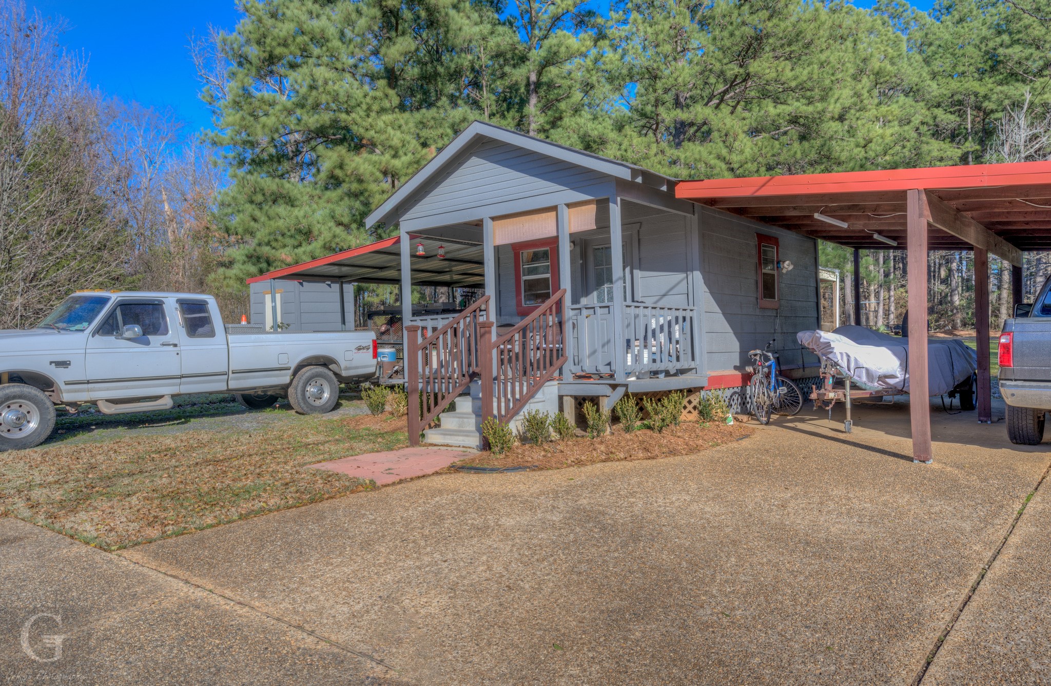 111 White Road Frierson LA 71027