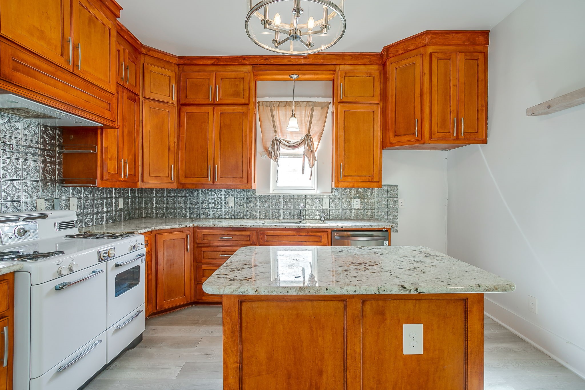 1014 W Arlington Avenue Fort Worth TX 76110