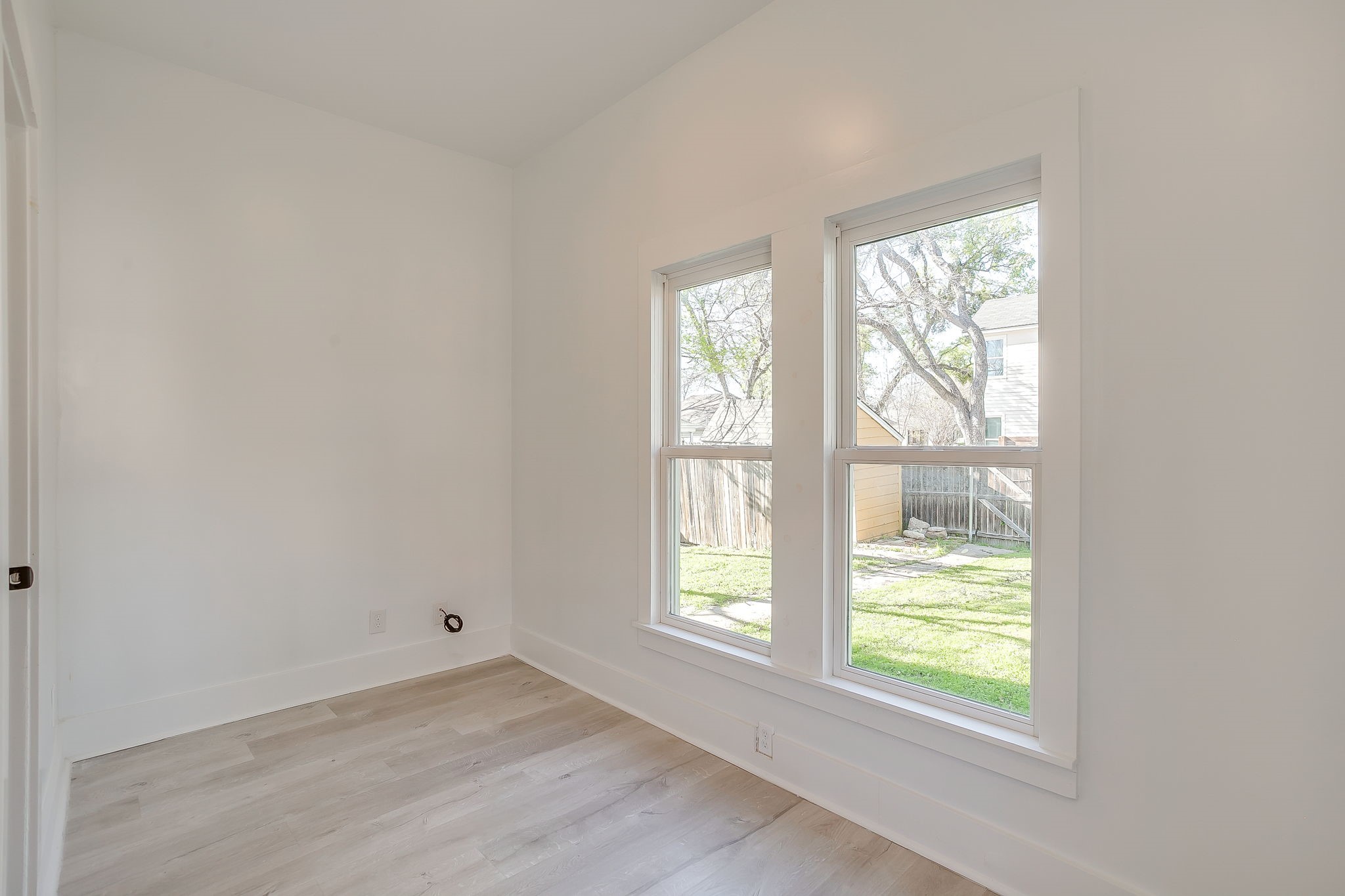 1014 W Arlington Avenue Fort Worth TX 76110