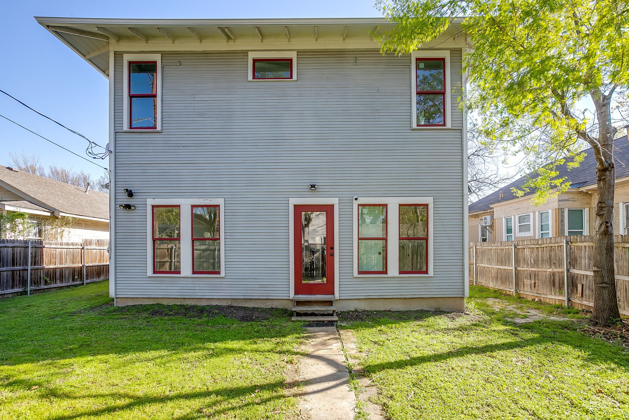 1014 W Arlington Avenue Fort Worth TX 76110