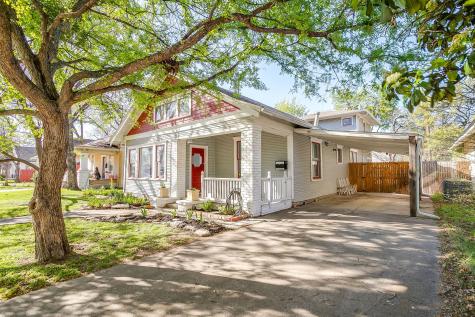 1014 W Arlington Avenue Fort Worth TX 76110