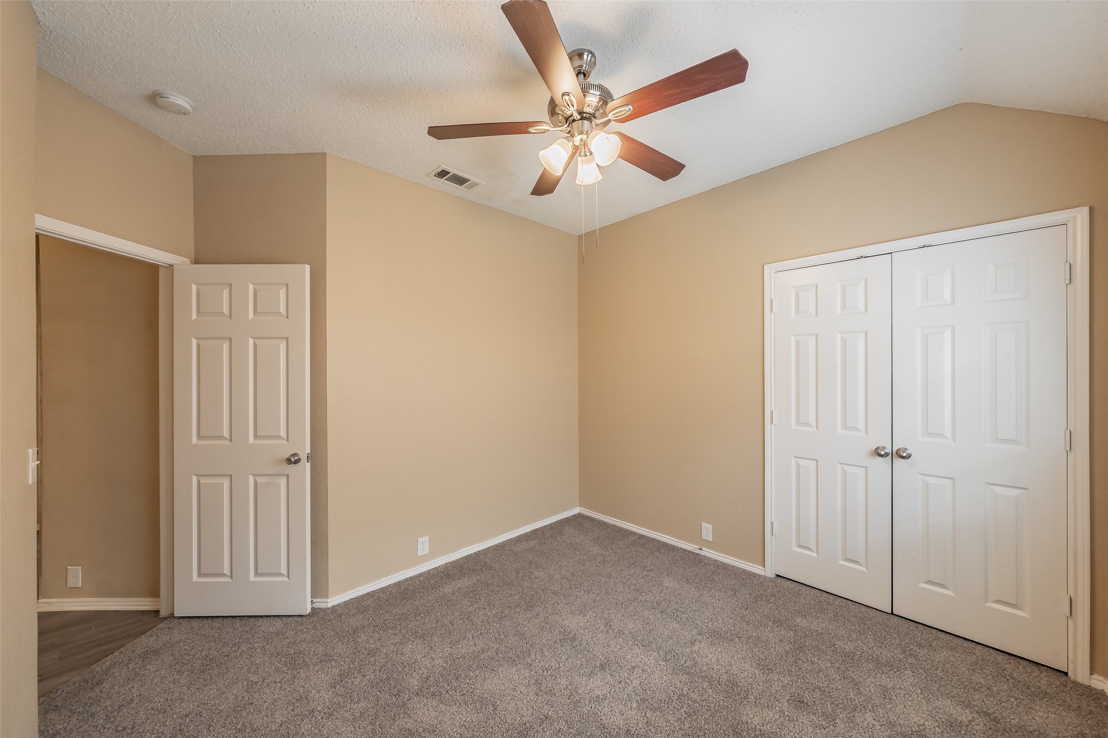 1301 Woodthorpe Drive Mesquite TX 75181