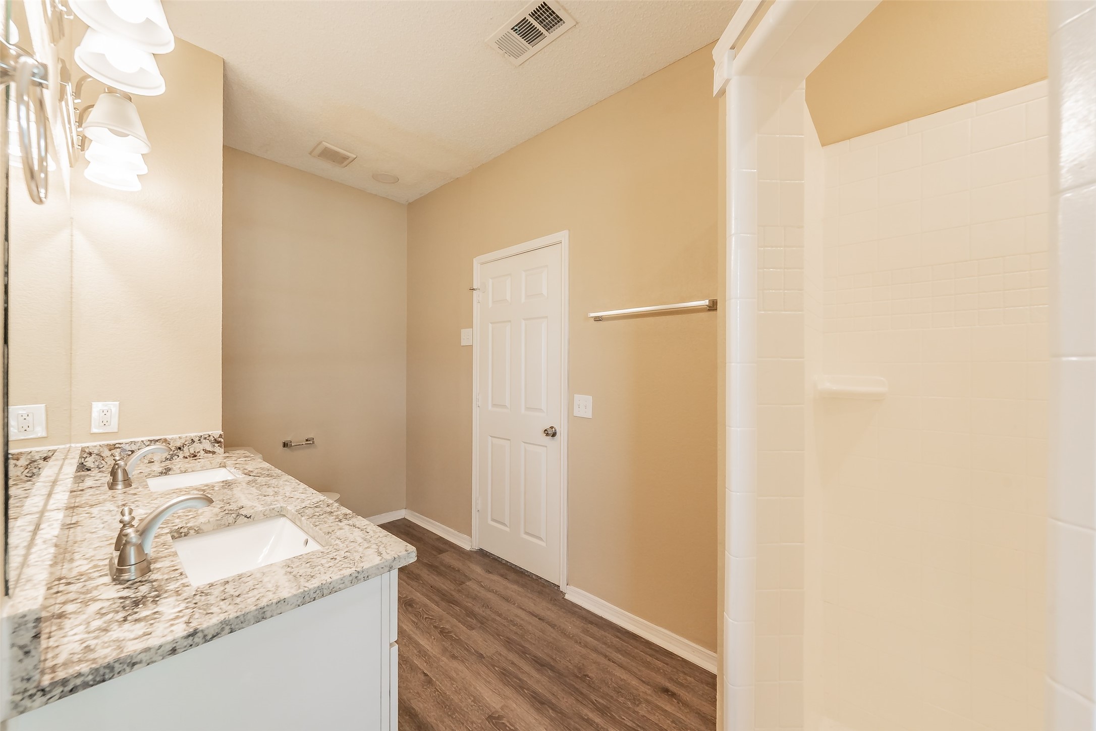 1301 Woodthorpe Drive Mesquite TX 75181
