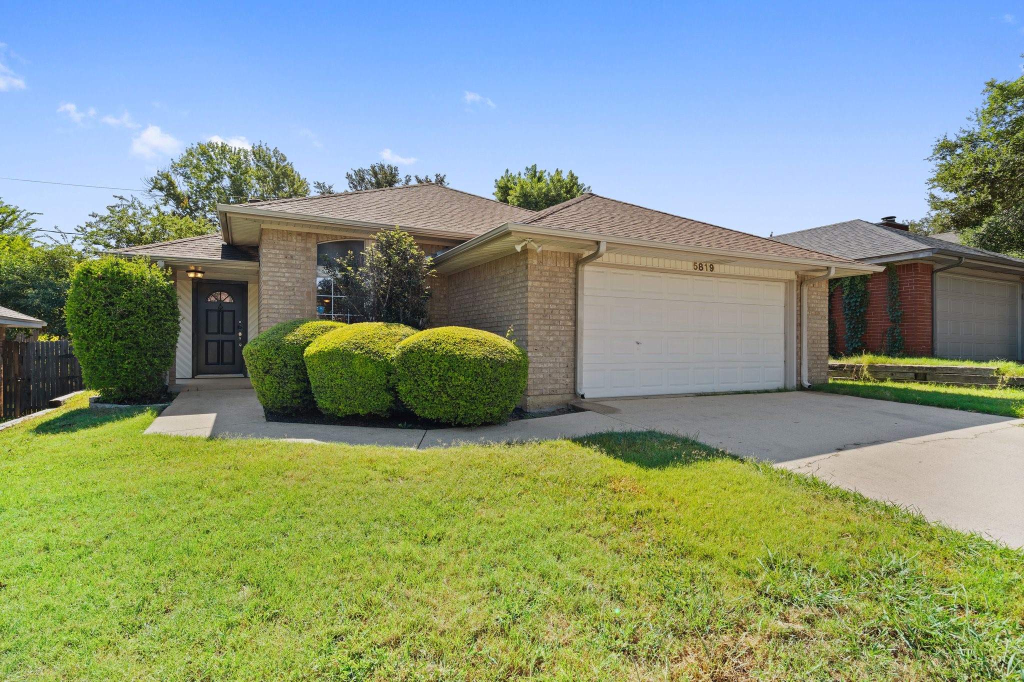 5819 Sterling Green Trail Arlington TX 76017