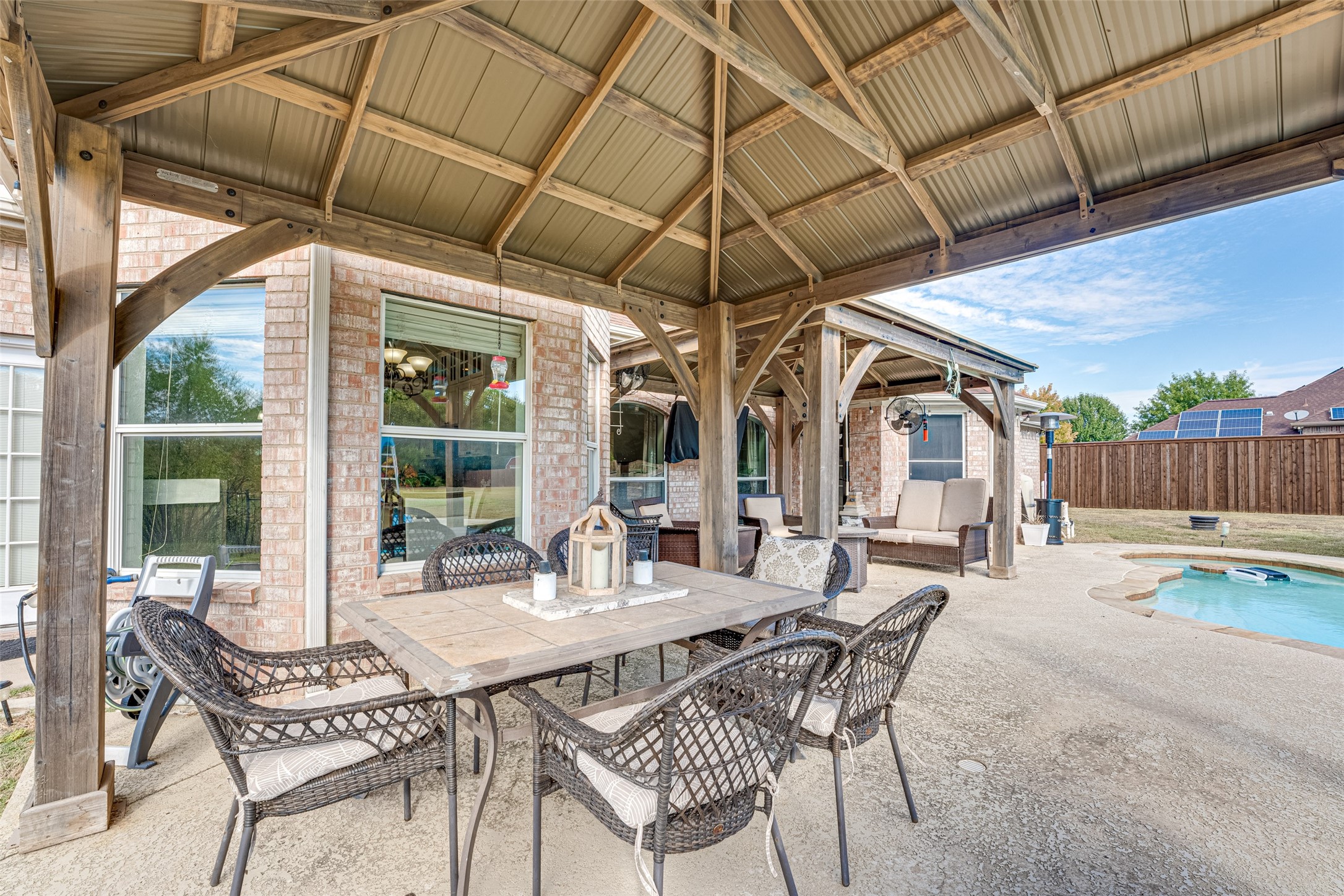 300 Springfield Lane Red Oak TX 75154