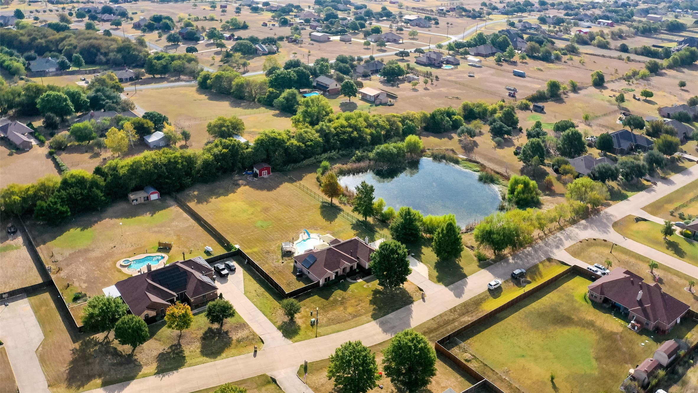 300 Springfield Lane Red Oak TX 75154