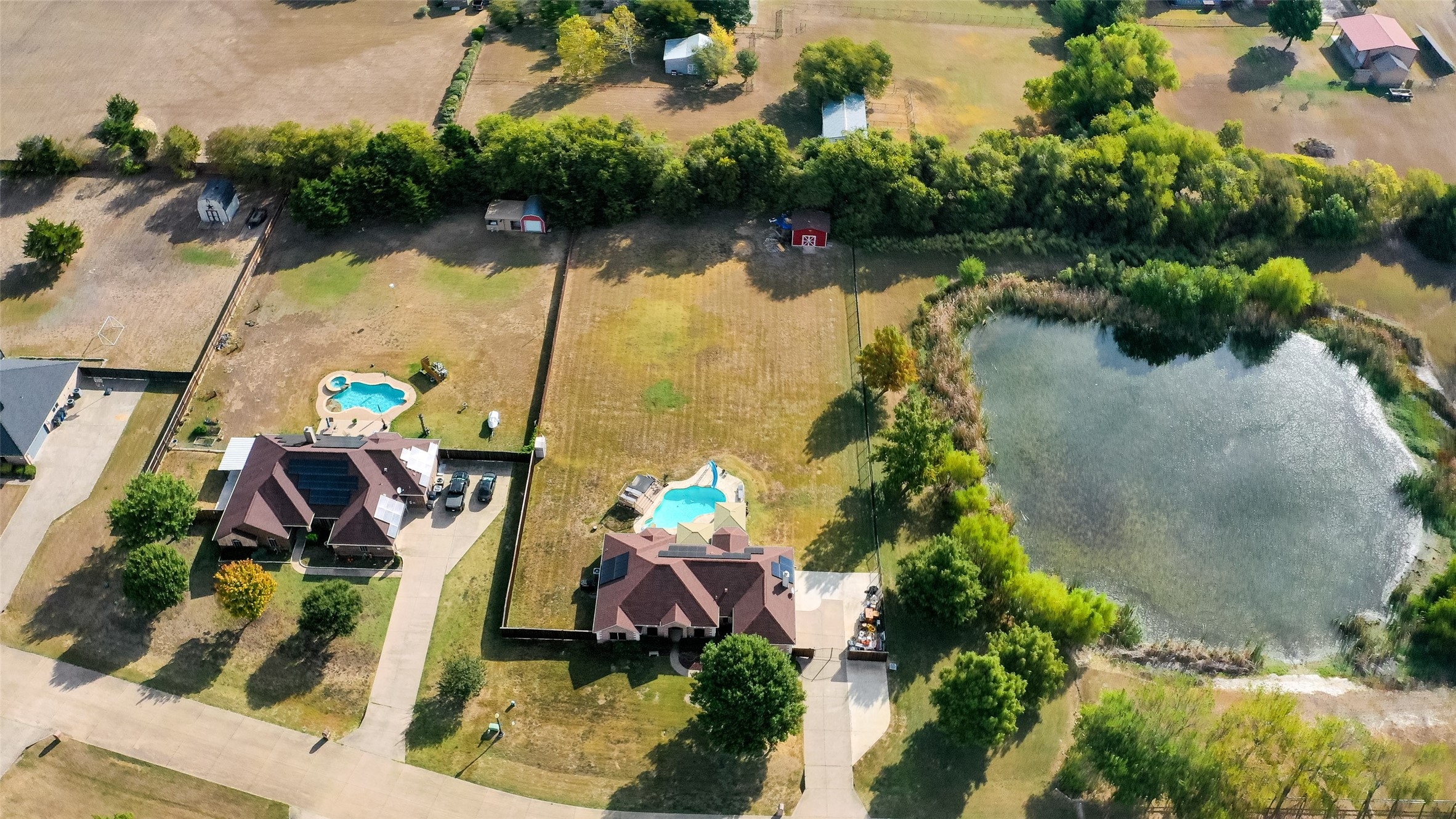 300 Springfield Lane Red Oak TX 75154