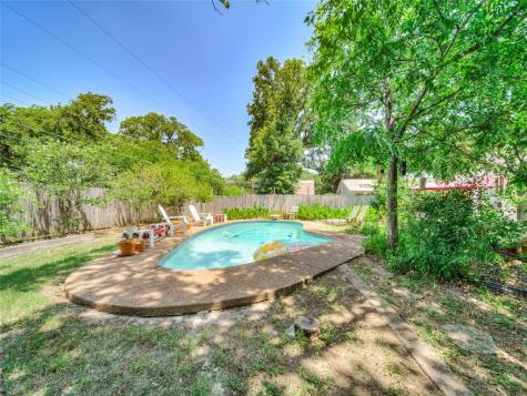 1712 Carl Street Fort Worth TX 76103