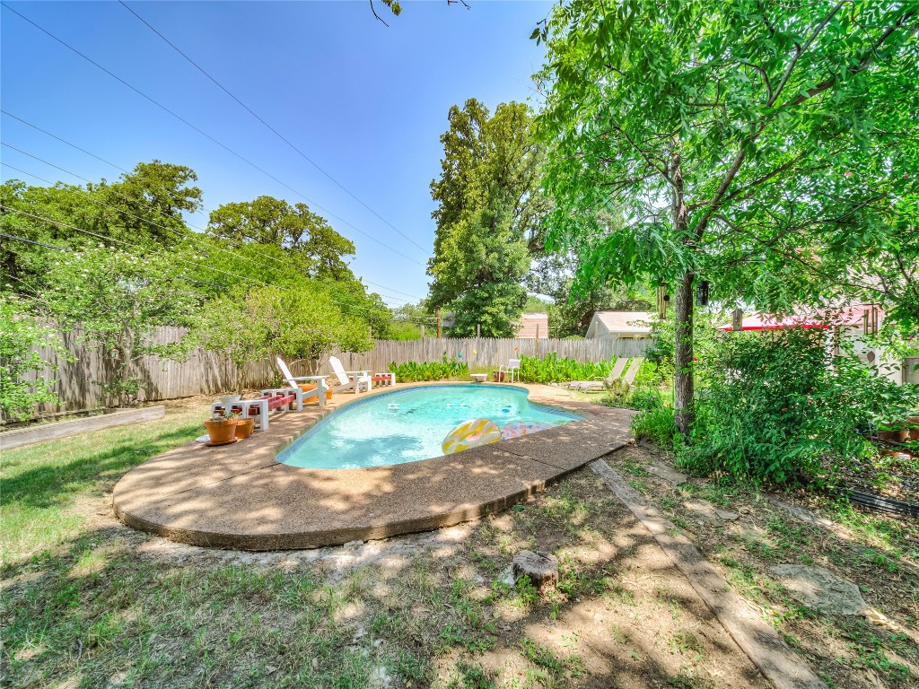 1712 Carl Street Fort Worth TX 76103