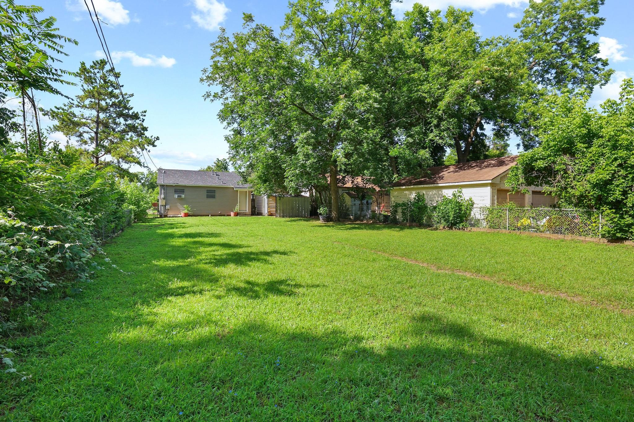 709 W Hanna Street Denison TX 75020