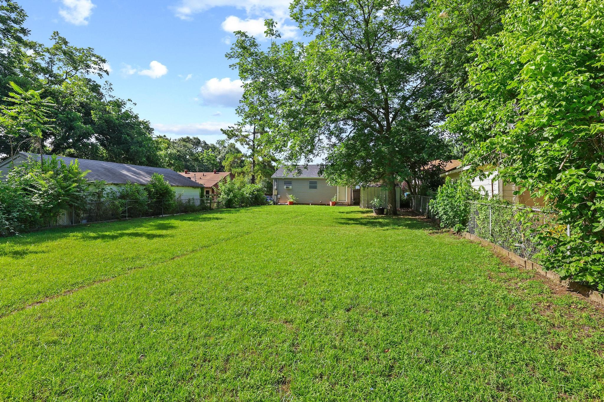 709 W Hanna Street Denison TX 75020