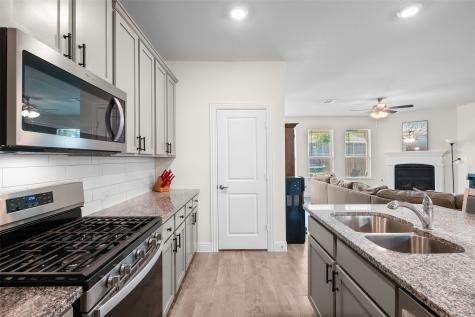 11000 Canyon Mine Drive Aubrey TX 76227