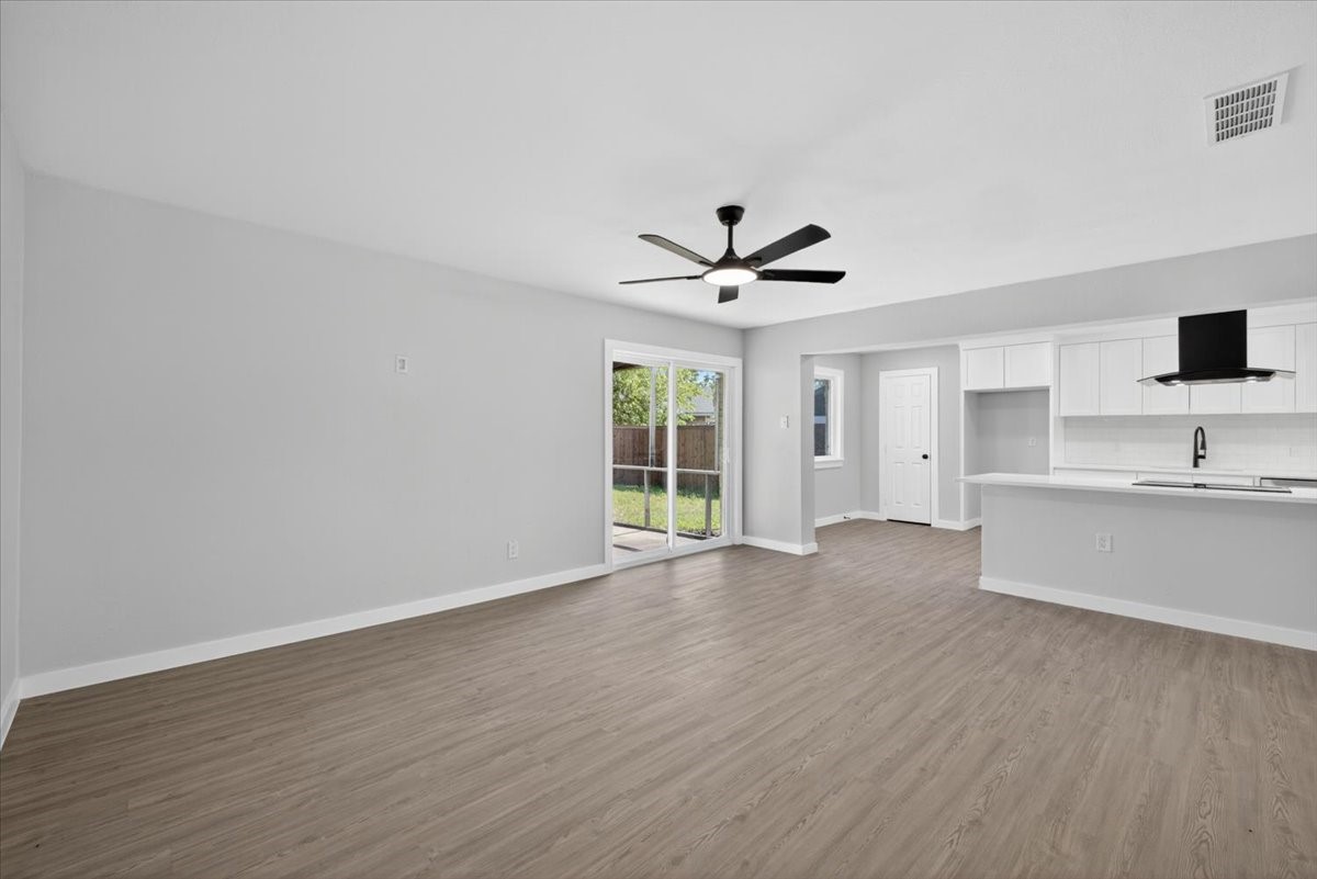 901 Huntington Drive Lewisville TX 75067