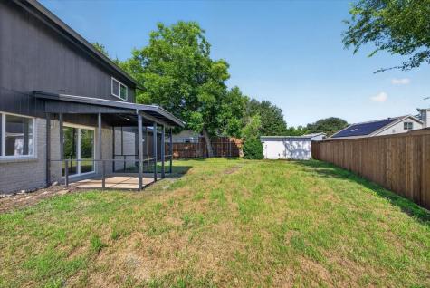 901 Huntington Drive Lewisville TX 75067