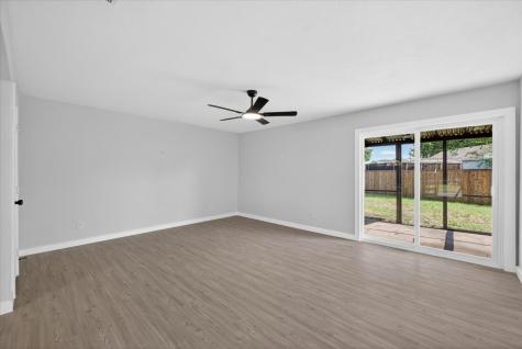 901 Huntington Drive Lewisville TX 75067